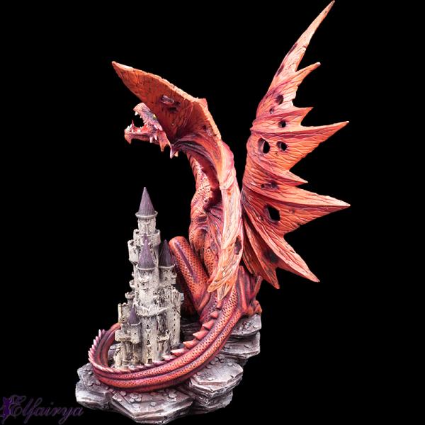 roter-drache-raghor-steht-bruellend-auf-burg